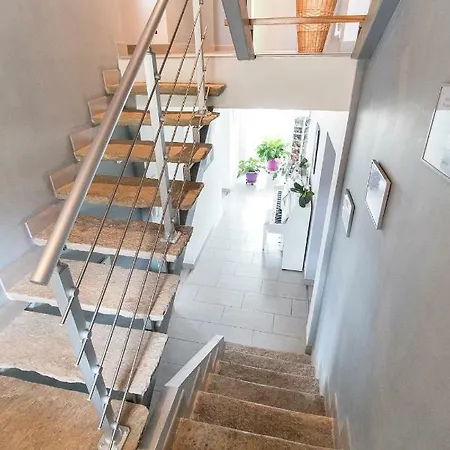 Le Clos D'audio à *