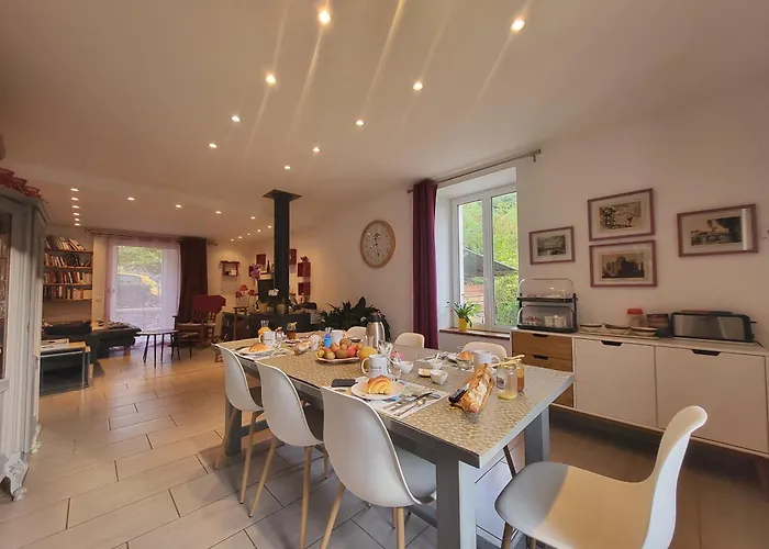 D'hote Le Clos D'audio A Bed & Breakfast *